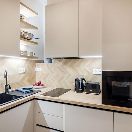 Sleek Downtown Living Lägenhet Budapest Exteriör bild