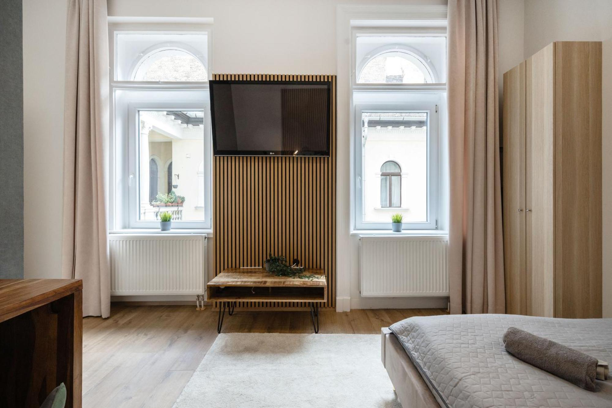 Sleek Downtown Living Lägenhet Budapest Exteriör bild